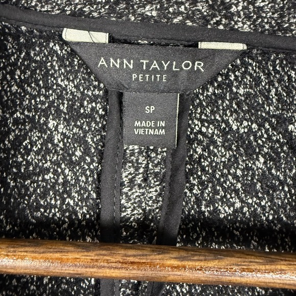 Ann Taylor Jacket Women's Small Petite Gray Wool Blend Belted-Waist Full Zip - Picture 3 of 10